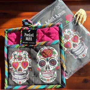 Sugar Skull Apron and Pocket Mitt Set
